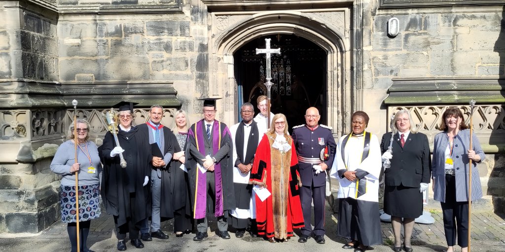 Image of those who were in the formal procession at the civic coronation service including the Mayor of Charnwood, Cllr Jennifer Tillotson and the Lord Lieutenant of Leicestershire, Mike Kapur OBE