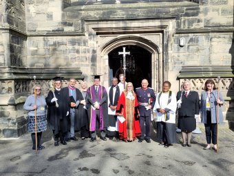 Image of those who were in the formal procession at the civic coronation service including the Mayor of Charnwood, Cllr Jennifer Tillotson and the Lord Lieutenant of Leicestershire, Mike Kapur OBE